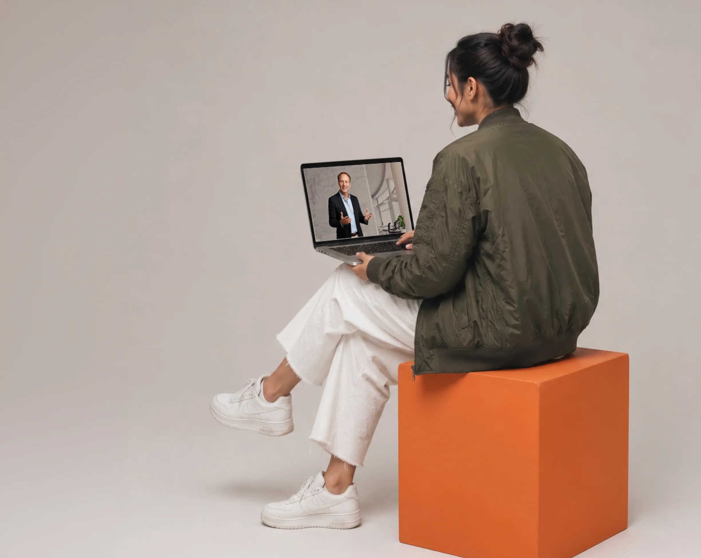 Discover interactive online learning of the future